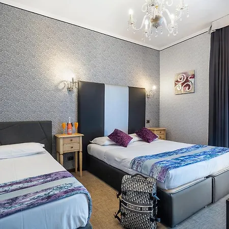 Relais Dei Papi 3*